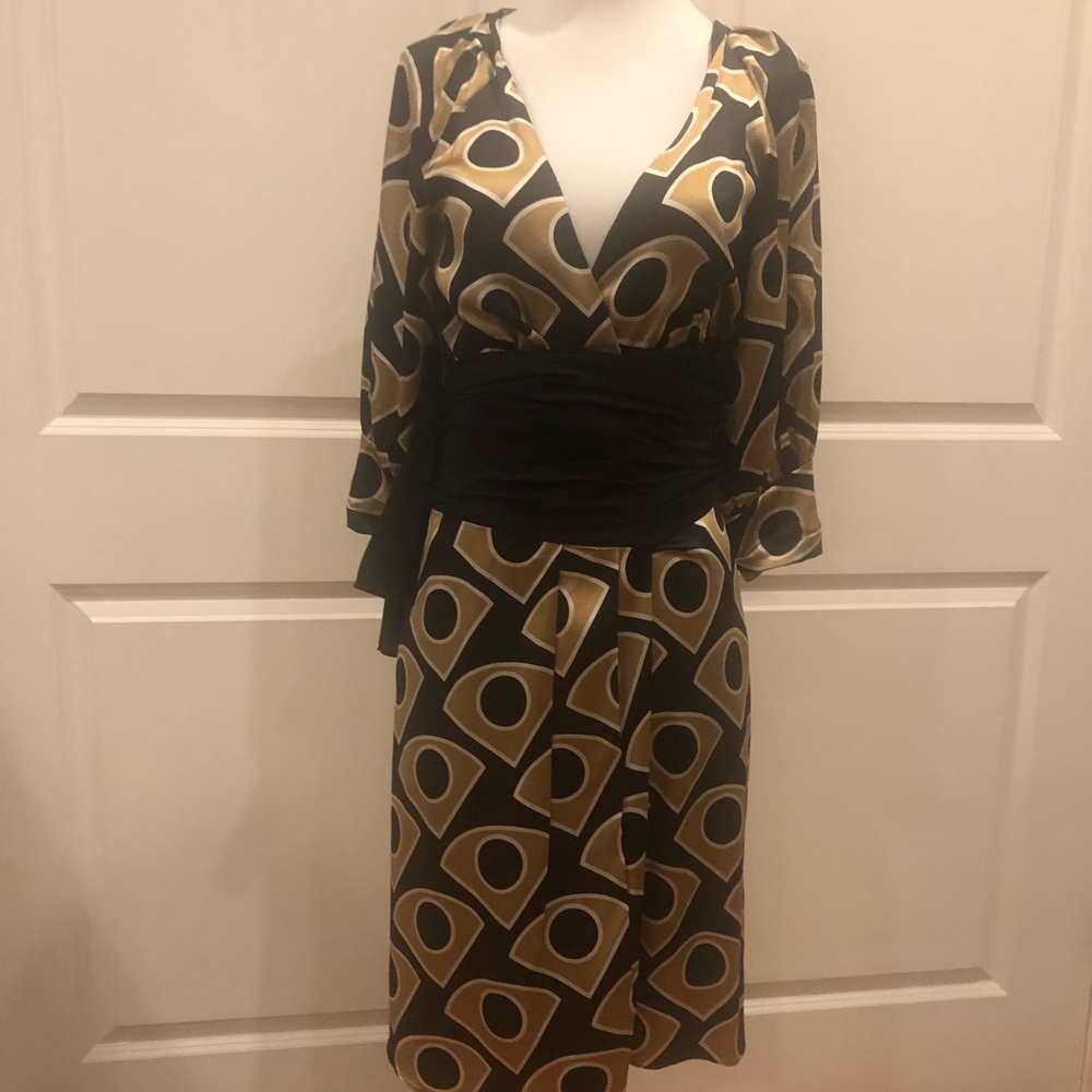 DIANE VON FURSTENBERG silk wrap dress